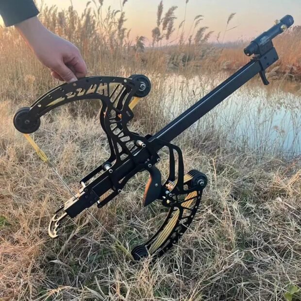 High Power Laser All Metal Slingshot High-precision Hunting Steel Ball Slingshot Composite Bow Steel Mini Composite Bow Set - Image 4
